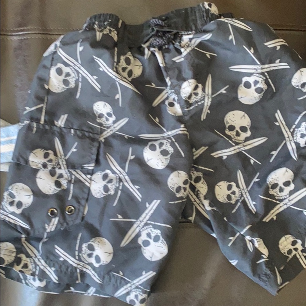 Boys skull swim trunks